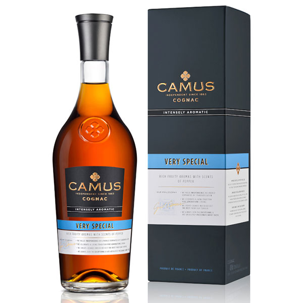 Коньяк Camus Very Special Intensely Aromatic in gift box 0,70 л фото