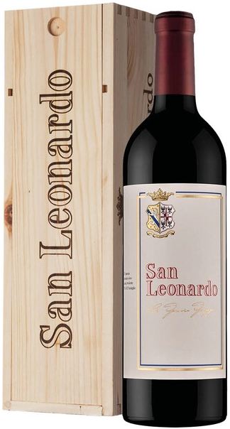 San Leonardo Vigneti delle Dolomiti in wooden box