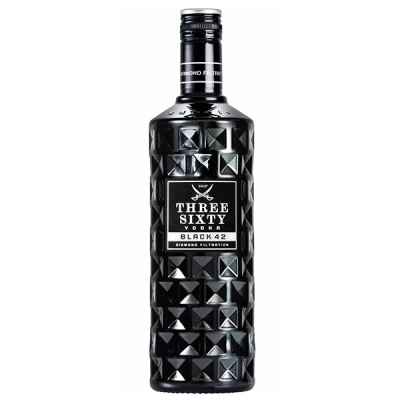 Водка Three Sixty Black 42 0,7 л фото