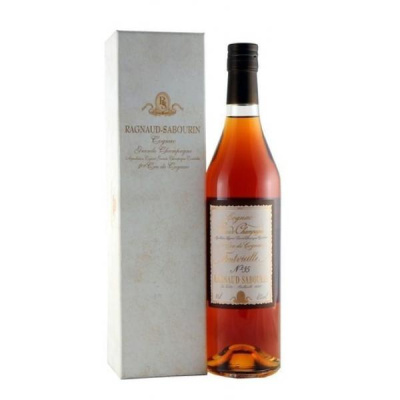 Коньяк Ragnaud-Sabourin № 35 Fontvielle Grand Champagne in gift box 0,70 л Коньяк Ragnaud-Sabourin № 35 Fontvielle Grand Champagne in gift box 0,70 л фото