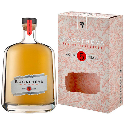 Ром Bocatheva 5 Years Old in gift box 0,7 л фото