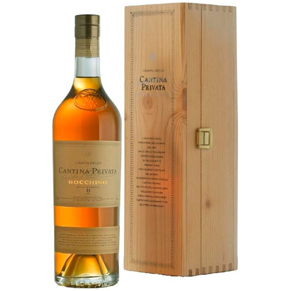 Граппа Bocchino Cantina Privata 8 anni in wooden box 0,7 л фото