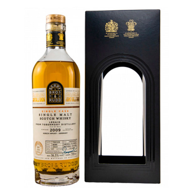 Виски Berry Bros and Rudd Ledaig Single Cask Single Malt Mull in gift box 2009 0,7 л фото