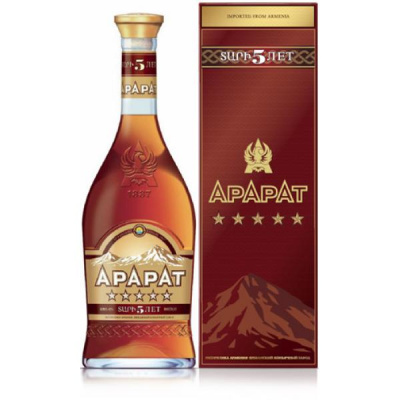 Бренди Ararat 5 years old in gift box 0,5 л фото
