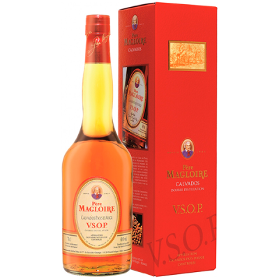 Кальвадос Pere Magloire VSOP Pays d'Auge in gift box 0,50 л фото