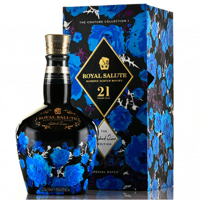 Виски Chivas Royal Salute 21 years old The Couture Collection Richard Quinn Black in gift box 0,7 л фото