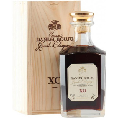 Коньяк Daniel Bouju XO Grande Champagne in wooden box 0,70 л фото