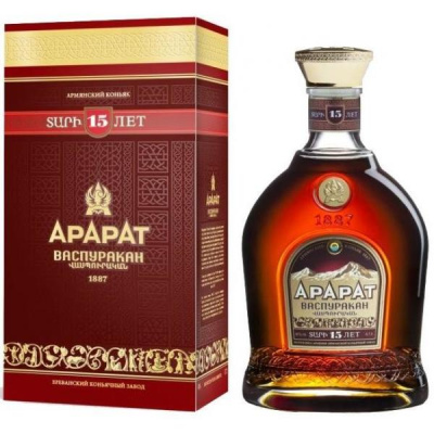 Бренди Ararat Vaspurakan 15 years old in gift box 0,70 л фото