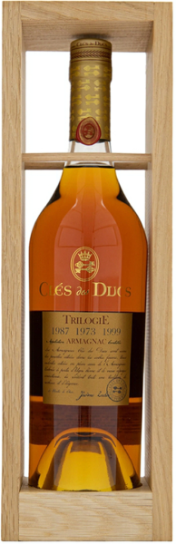Арманьяк Cles des Ducs Trilogie 1987 1973 1999 in wooden box 0,7 л фото