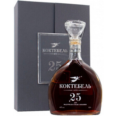 Коньяк Koktebel 25 Years Old in gift box 0,7 л фото