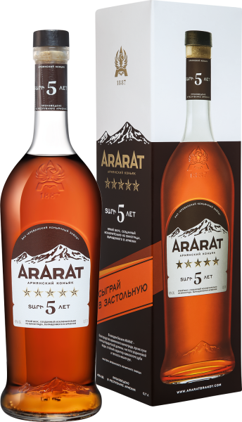 Бренди Ararat 5 yo gift box with cards 0,7 л фото