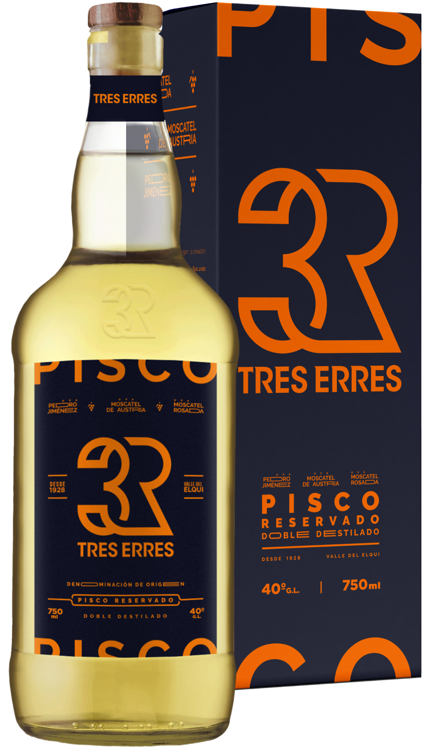Водка Tres Erres Rezervado in gift box 0,75 л фото