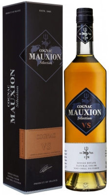 Коньяк Mauxion Selection VS Fins Bois in gift box 0,7 л фото