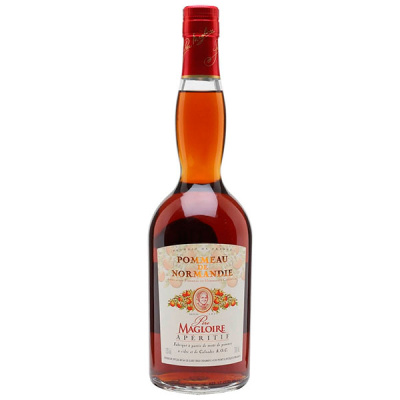 Ликер Pere Magloire Pommeau de Normandie 0,70 л фото