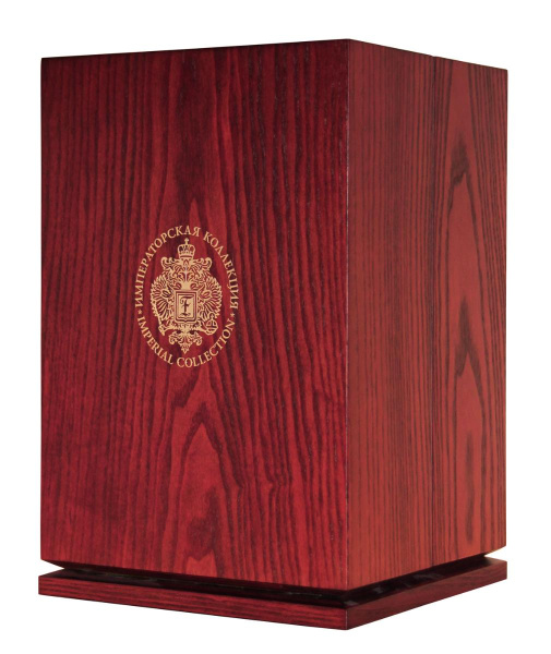 Водка Imperial Collection Faberge Egg Silver in wooden box 0,7 л фото