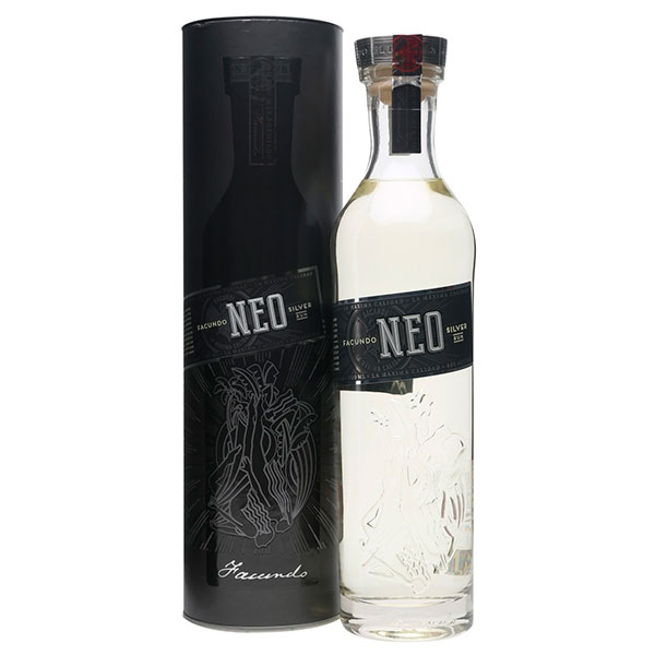 Ром Facundo Neo in tube 0,70 л фото