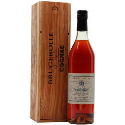 Коньяк Brugerolle Tres Vieux Reserve Speciale in wooden box 0,70 л фото