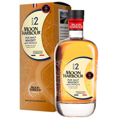 Виски Moon Harbour Dock 2 Pur Malt Chateau Cantenac Brown in gift box 0,7 л фото