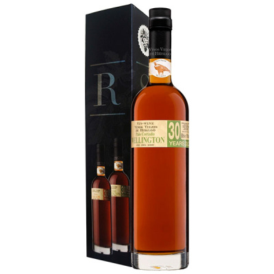 Херес Bodegas Hidalgo La Gitana Wellington Palo Cortado 30 Years Old in gift box 0,50 л фото
