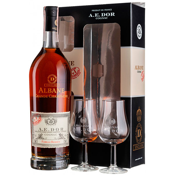 Коньяк A.E. Dor Albane Grande Champagne with 2 glasses in gift box 0,70 л фото