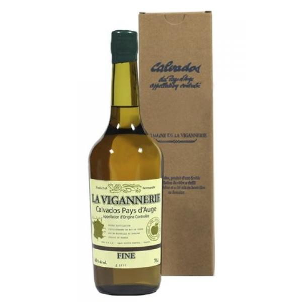 Кальвадос La Vigannerie Fine Pays d’Auge in gift box 0,7 л фото