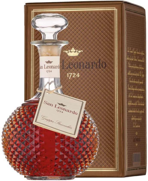 Граппа San Leonardo Stravecchia in gift box 0,5 л фото