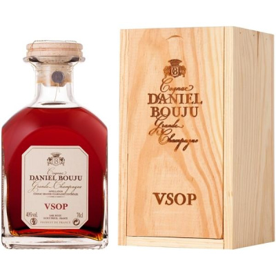 Коньяк Daniel Bouju VSOP Grande Champagne carafe in wooden box 0,70 л фото