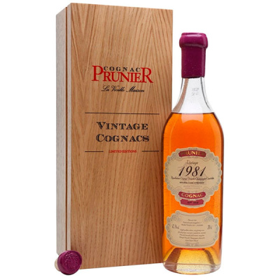 Коньяк Прунье Гранд Шампань 1981 42,1% 0,7 л в дер. кор. фото