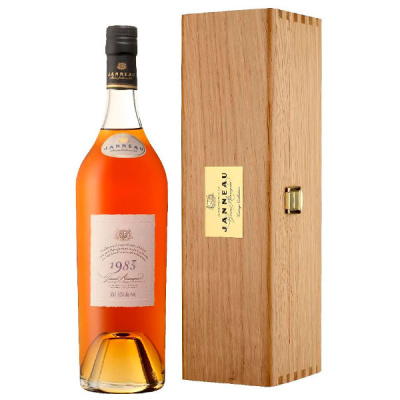 Арманьяк Janneau Vintage Collection in wooden box 0,7 л фото