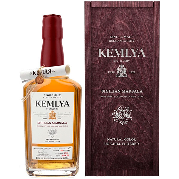 Виски Kemlya Sicilian Marsala Single Malt in wooden box 0,7 л фото