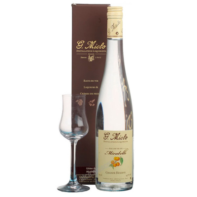 Ликер G. Miclo Eau-de-vie de Mirabelle Grande Reserve in gift box 0,70 л фото