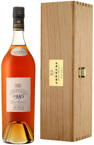 Арманьяк Janneau Vintage Collection in wooden box 1969 0,7 л фото