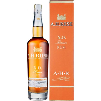 Ром A.H. Riise XO Reserve Super Premium Single Barrel in gift box 0,7 л фото