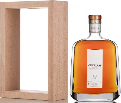 Арманьяк Gelas 18 ans Bas-Armagnac decanter in wooden box 0,7 л фото