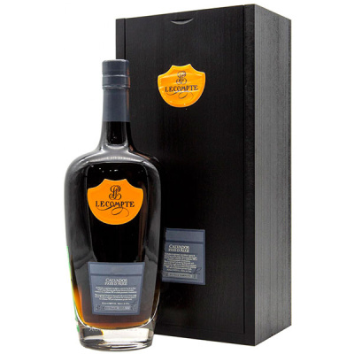 Кальвадос Lecompte Pays d'Auge Millesime in wooden box 1996 0,70 л Кальвадос Lecompte Pays d'Auge Millesime in wooden box 1996 0,70 л фото