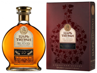 Бренди Tsar Tigran 10 Years in gift box 0,5 л фото