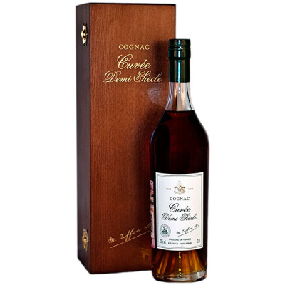 Коньяк Tiffon Cuvee Demi Siecle in wooden box 0,7 л фото
