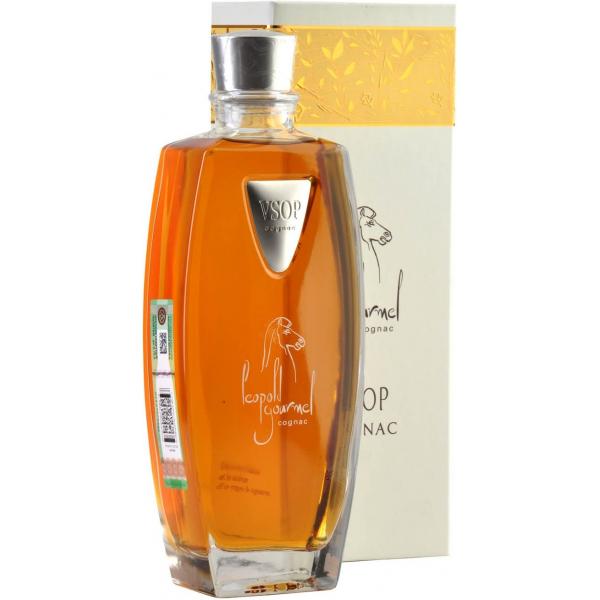 Коньяк Leopold Gourmel VSOP Fins Bois decanter in gift box 0,7 л фото