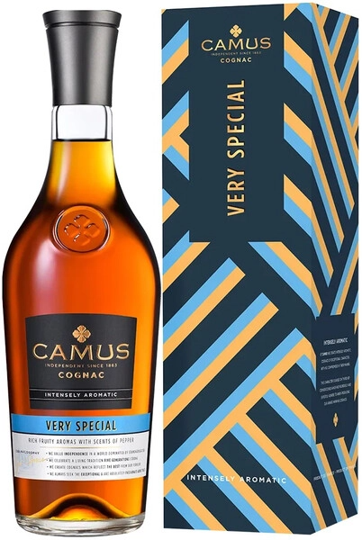 Коньяк Camus Very Special Intensely Aromatic in gift box 0,7 л фото