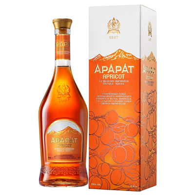 Бренди Ararat Apricot in gift box 0,5 л фото