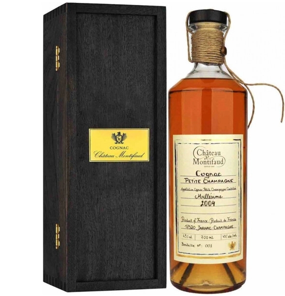 Коньяк Chateau de Montifaud Millesime Petite Champagne in wooden box 0,7 л фото