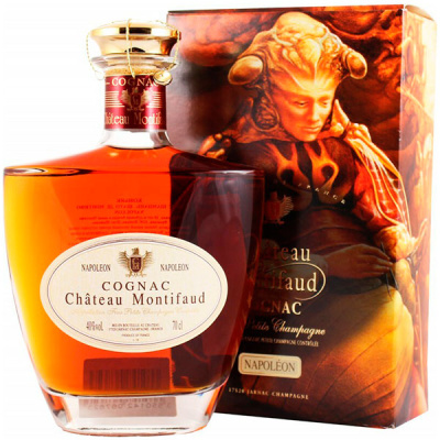 Коньяк Chateau de Montifaud Napoleon Fine Petite Champagne Clemence in gift box 0,70 л фото