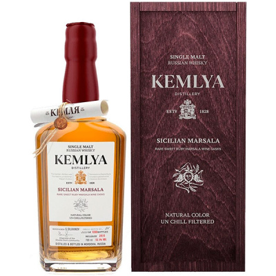 Виски Kemlya Sicilian Marsala Single Malt in wooden box 0,7 л фото