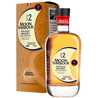 Виски Moon Harbour Dock 2 Pur Malt Chateau Cantenac Brown in gift box 0,7 л фото