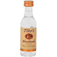 Водка Tito's 0,05 л фото