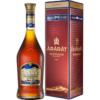 Коньяк Ararat Akhtamar 10 years in gift box 0,7 л фото