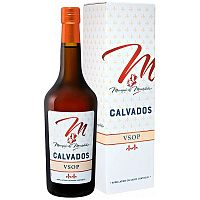 Кальвадос Marquis de Montdidier VSOP in gift box 0,7 л фото