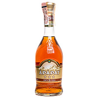 Коньяк Ararat 3 stars 0,5 л фото