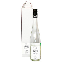 Бренди Domaine Riefle Eau-de-Vie Кirsch in gift box 0,7 л фото