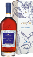 Коньяк Askaneli Grande Reserve 7 Years Old in gift box 0,7 л фото